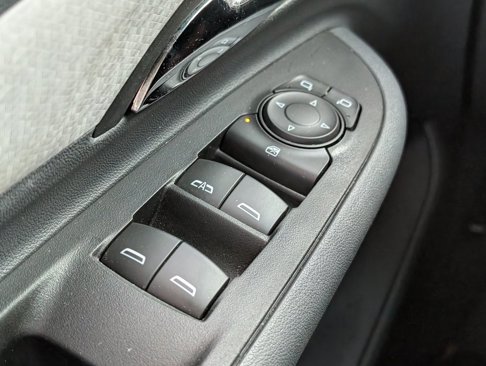 Used 2021 Chevrolet Bolt Premier w/ Infotainment Package image 20
