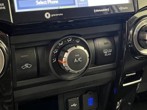 Used 2023 Toyota 4Runner TRD Off-Road Premium w/ Off Road Premium Plus Package image 19