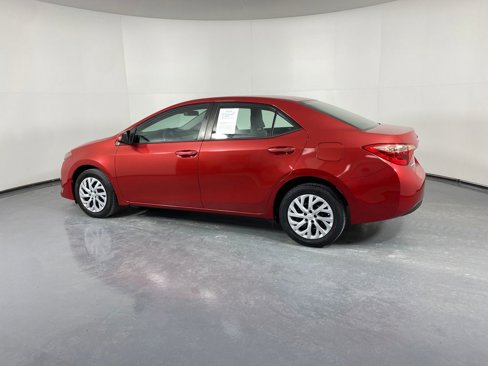 Used 2017 Toyota Corolla L image 4