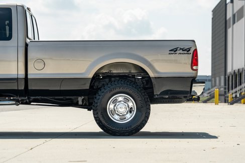 Used 2002 Ford F350 Lariat image 5