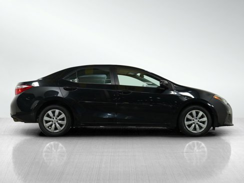 Used 2016 Toyota Corolla LE image 6