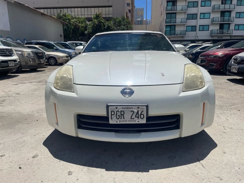 Used 2006 Nissan 350Z Base w/ (N93) Cargo Convenience Pkg image 2