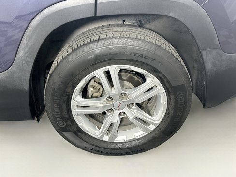 Used 2018 GMC Terrain SLE w/ Driver Convenience Package image 11