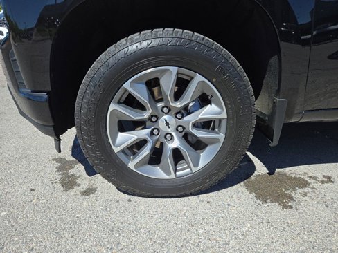 Used 2021 Chevrolet Silverado 1500 RST image 10