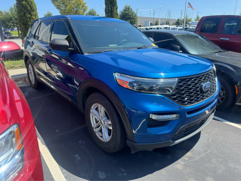 Used 2020 Ford Explorer XLT w/ Equipment Group 202A image 5