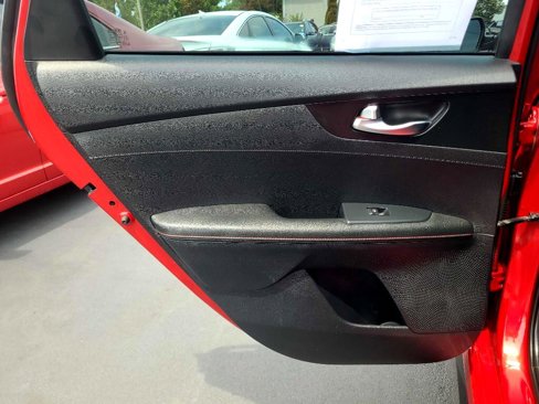 Used 2020 Kia Forte GT image 31
