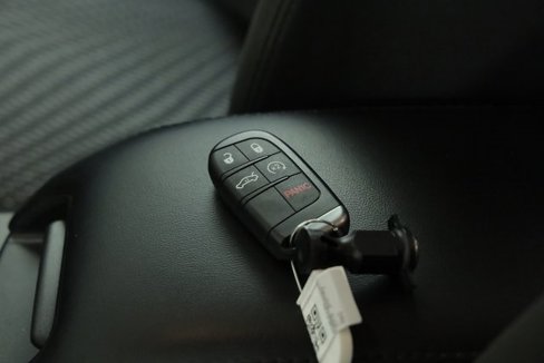 Used 2019 Dodge Journey SE w/ Connectivity Group image 28