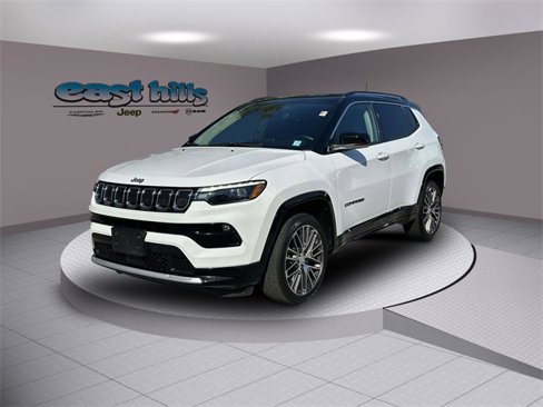 Used 2022 Jeep Compass Limited w/ Elite Group image 7
