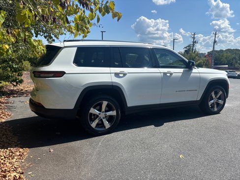 Used 2021 Jeep Grand Cherokee L Limited w/ Luxury Tech Group II image 9