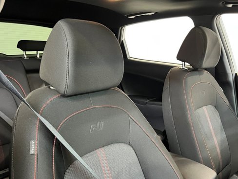 Used 2022 Hyundai Kona N Line w/ Tech Package image 11