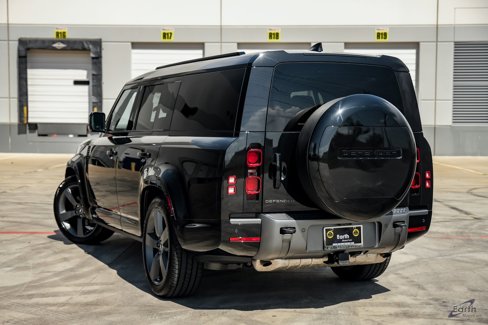 Used 2024 Land Rover Defender 130 Outbound image 9