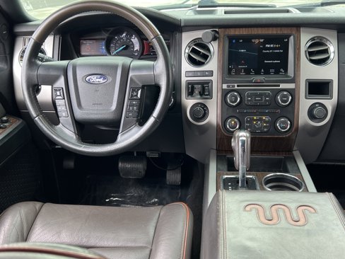 Used 2017 Ford Expedition EL King Ranch image 16