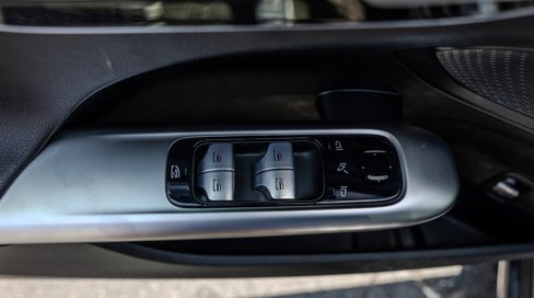Used 2022 Mercedes-Benz C 300 Sedan image 16