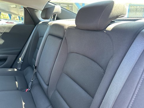 Used 2023 Chevrolet Malibu LT image 28