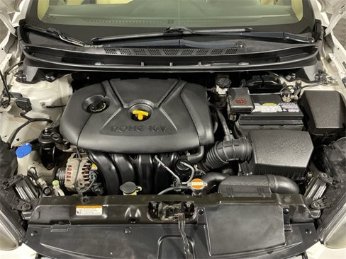 Used 2011 Hyundai Elantra GLS w/ Preferred Equipment Pkg 3 image 4