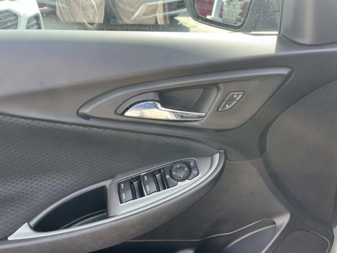 Certified 2022 Chevrolet Malibu LS image 14