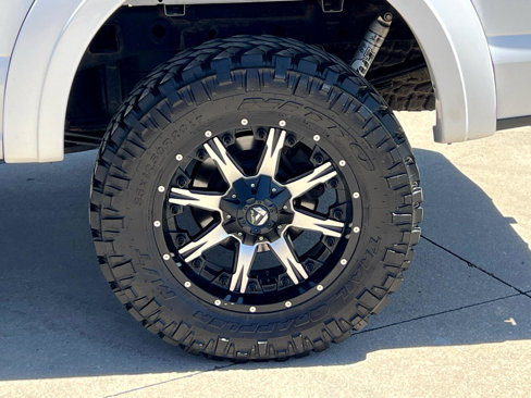 Used 2015 Ford F150 Platinum w/ Equipment Group 701A Luxury image 14