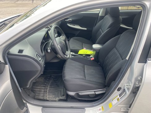 Used 2013 Toyota Corolla S image 8