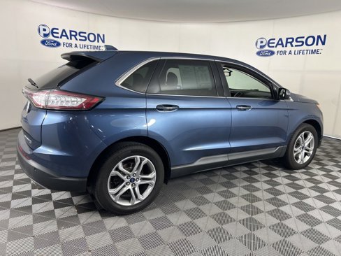 Used 2018 Ford Edge Titanium image 4