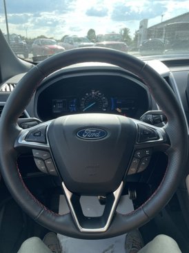 Used 2023 Ford Edge ST-Line image 21