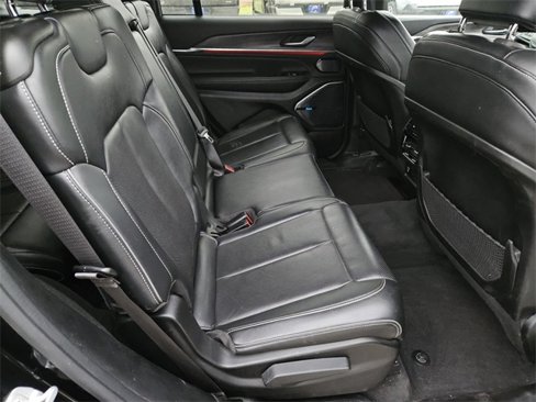 Used 2022 Jeep Grand Cherokee L Overland image 37