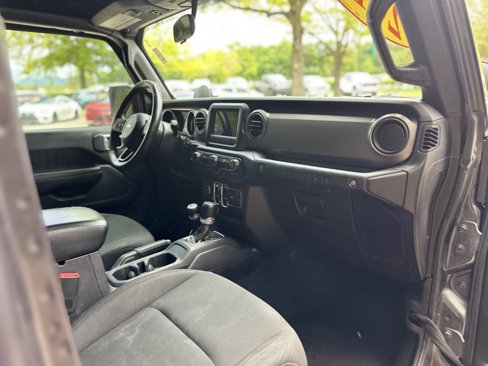 Used 2019 Jeep Wrangler Unlimited Sport S image 17