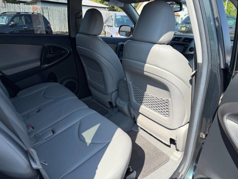 Used 2012 Toyota RAV4 Limited image 29