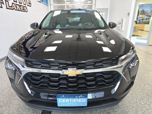 Certified 2024 Chevrolet Trax LS w/ Driver Confidence Package image 2
