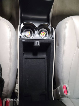 Used 2009 Cadillac DTS w/ Sun And Sound Package image 35