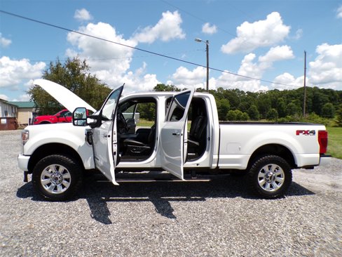 Used 2021 Ford F250 Platinum w/ FX4 Off-Road Package image 23