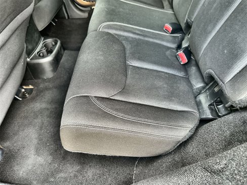 Used 2015 Jeep Wrangler Unlimited Sahara w/ Connectivity Group image 17