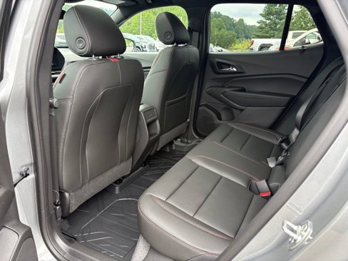 New 2025 Chevrolet Trax RS w/ Sunroof Package image 23
