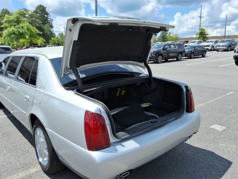 Used 2003 Cadillac De Ville Limousine image 13