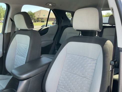 Used 2020 Chevrolet Equinox LT w/ Driver Convenience Package image 61