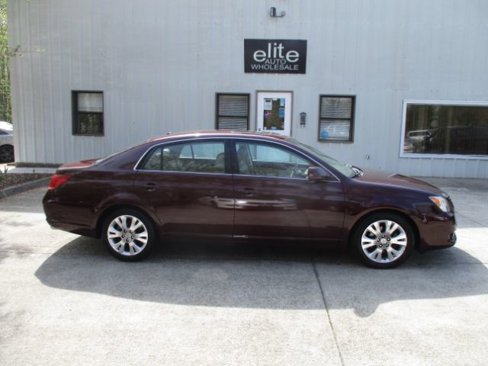 Used 2009 Toyota Avalon XLS image 6