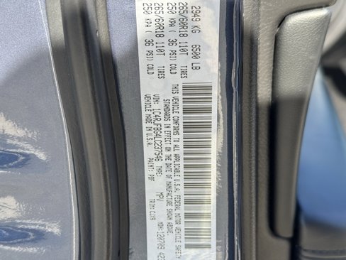 Used 2020 Jeep Grand Cherokee Limited image 27
