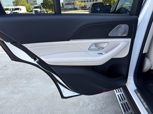 Used 2021 Mercedes-Benz GLE 350 image 25