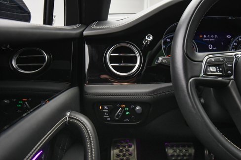 Used 2020 Bentley Bentayga Speed image 34