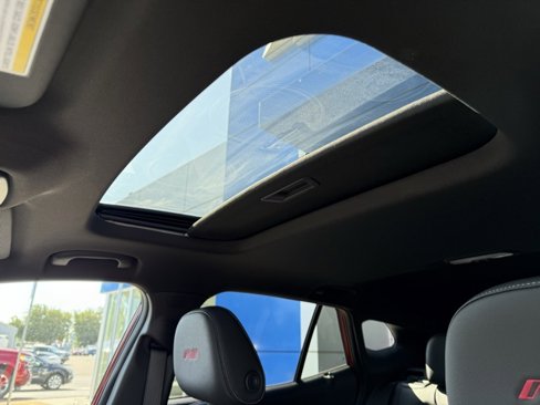 New 2026 Chevrolet Trax RS w/ Sunroof Package image 13