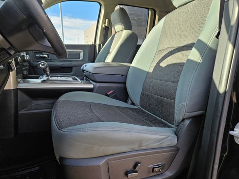 Used 2013 RAM 1500 Classic SLT image 15