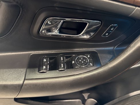 Used 2015 Ford Taurus Limited image 23