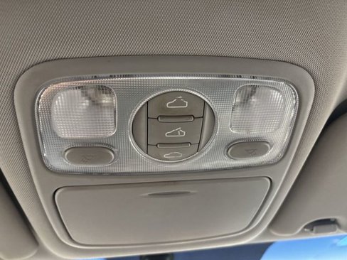 Used 2007 Kia Rondo EX w/ Premium Pkg image 30