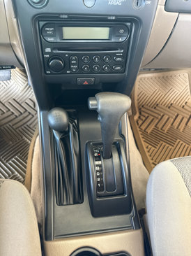 Used 2002 Nissan Frontier XE image 12