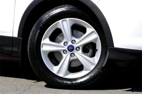 Used 2014 Ford Escape SE w/ Equipment Group 201A image 2