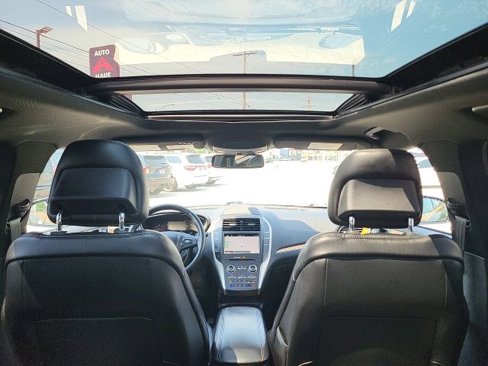 Used 2017 Lincoln MKC Reserve w/ Lincoln MKC Climate Package image 13