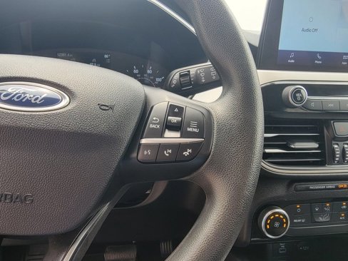Used 2022 Ford Escape SE image 21