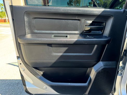 Used 2017 RAM 2500 Tradesman image 33