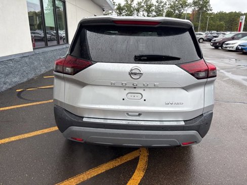 Certified 2021 Nissan Rogue SV image 6