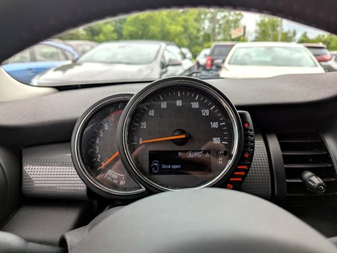 Used 2015 MINI Cooper 2-Door Hardtop image 16