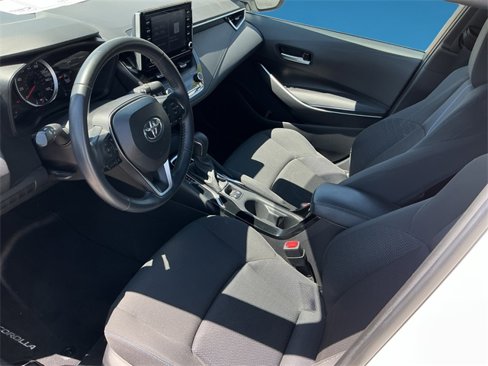 Used 2021 Toyota Corolla SE image 16